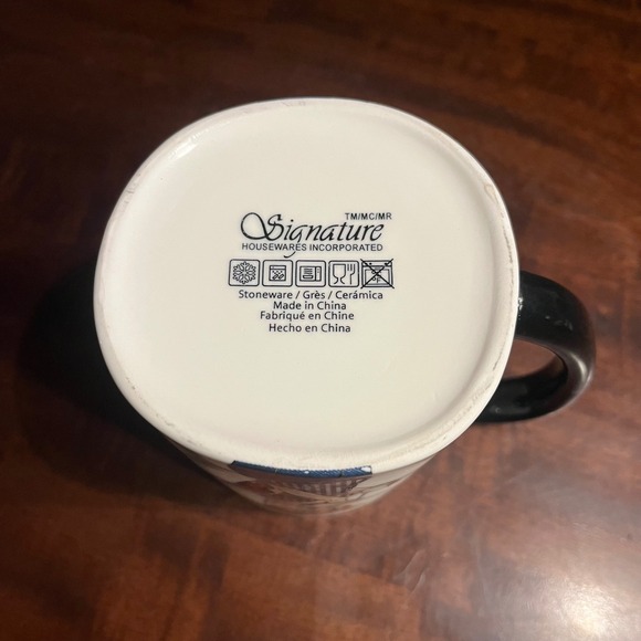 Signature Housewares Cow Graphic Coffee Mug Heart Glasses Red Bandana Tattoo - Picture 3 of 4